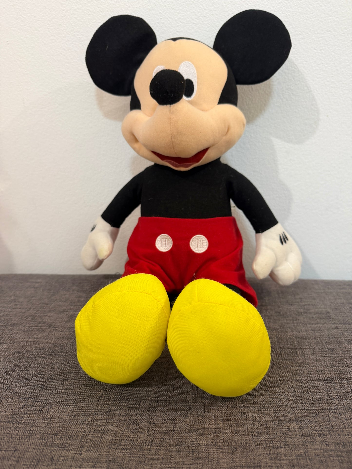 Plushie - Mickey - Disney 18" (46cm) Mickey Mouse