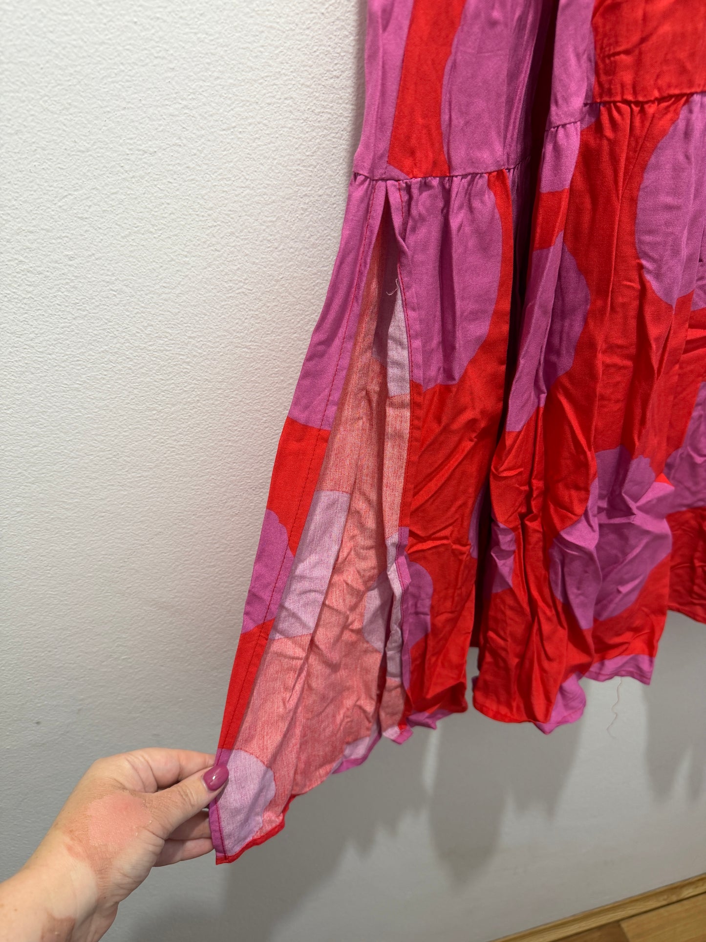 Ladies - Little Party Dress | Size 14 | Splotched Pink & Red | Maxi Skirt